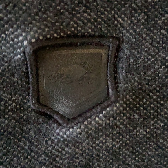 Men’s Roots Polo Tee - Picture 2 of 3